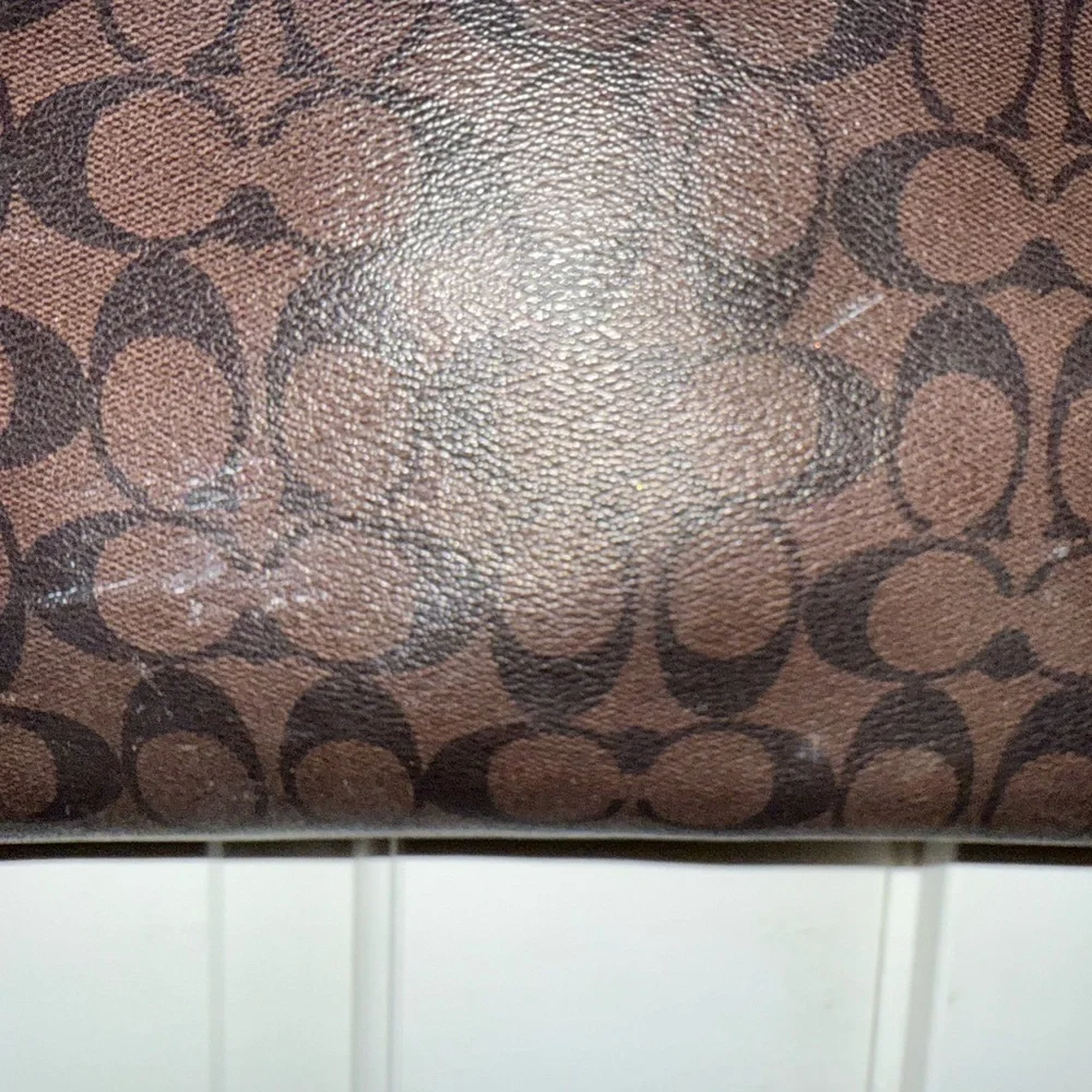 Coach Dark Brown Shoulder Bag - Picture 4 of 6